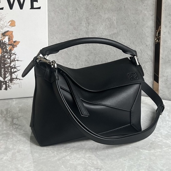 Loewe Handbags - Loewe black geometric bag